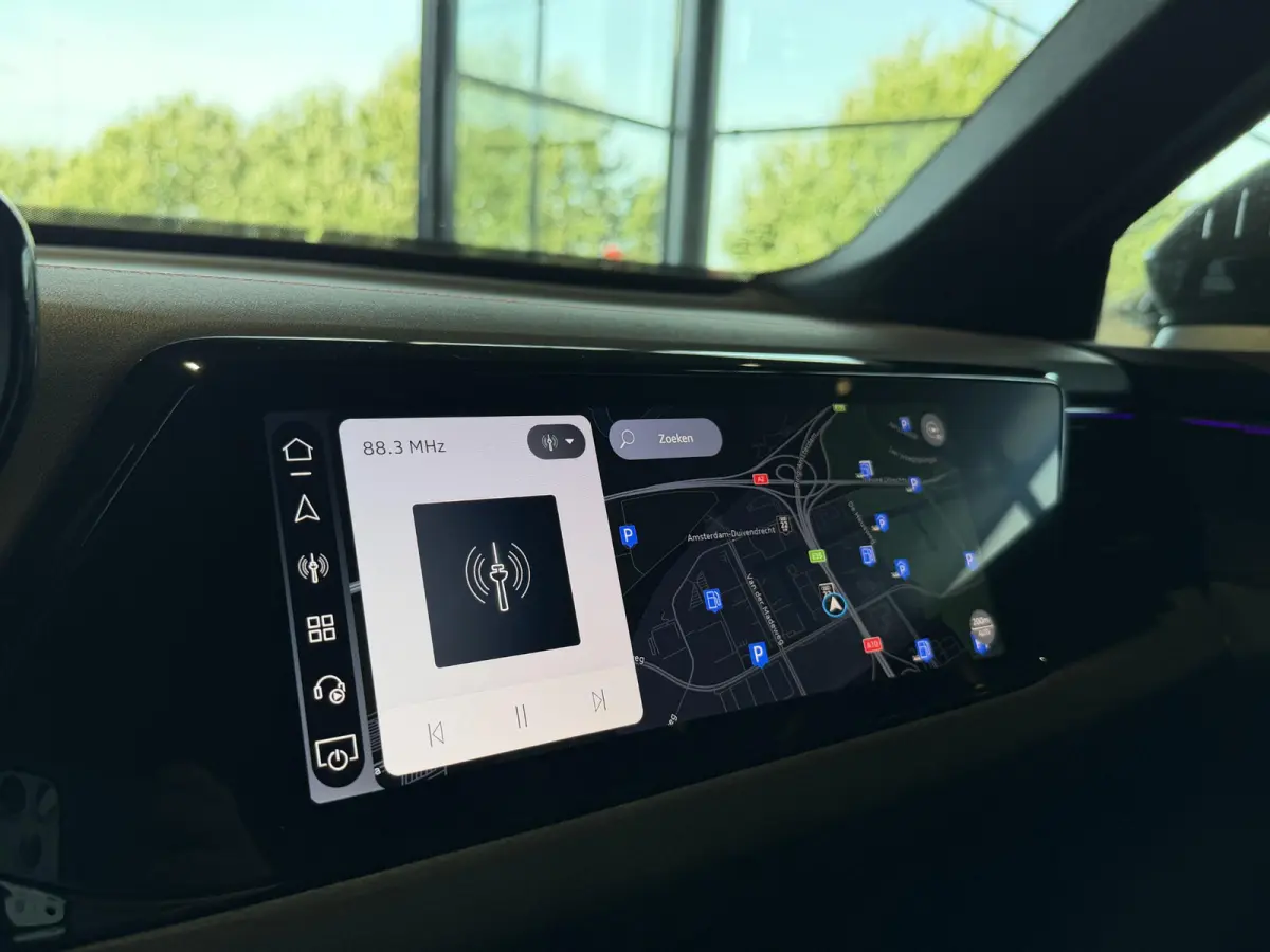 RS5 Avant | TREKHAAK | PANORAMADAK | BIJRIJDERSCHERM | MASSAGE | STOELVENTILATIE | STOELVERWARMING + ACHTER | RS SPORTSTOELEN | ALCANTARA | CARBON | HEAD UP | ADAPTIEVE CRUISE | AMBIENT LIGH