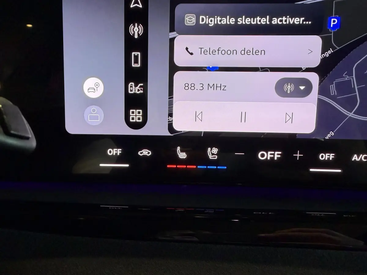 RS5 Avant | TREKHAAK | PANORAMADAK | BIJRIJDERSCHERM | MASSAGE | STOELVENTILATIE | STOELVERWARMING + ACHTER | RS SPORTSTOELEN | ALCANTARA | CARBON | HEAD UP | ADAPTIEVE CRUISE | AMBIENT LIGH