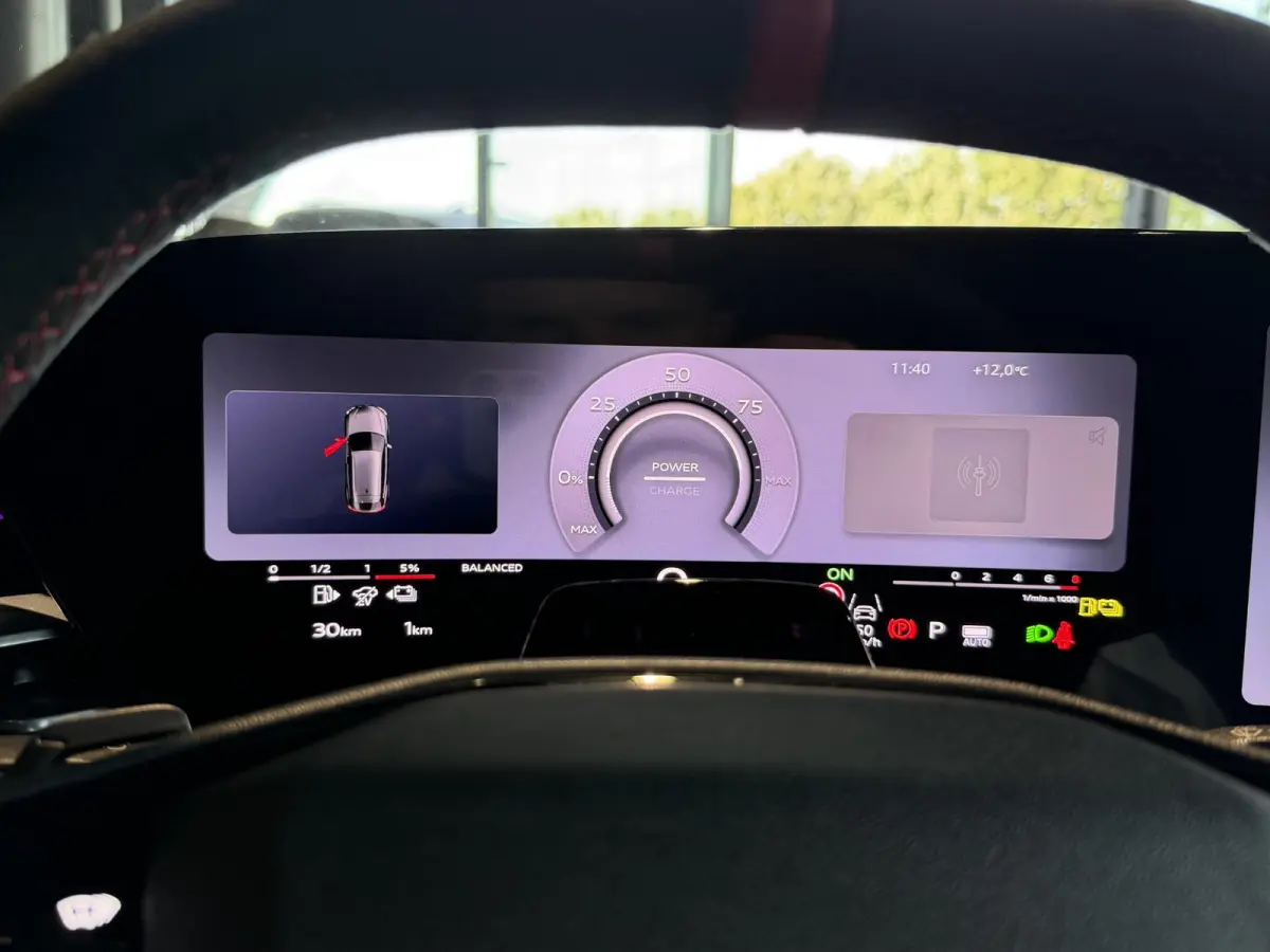 RS5 Avant | TREKHAAK | PANORAMADAK | BIJRIJDERSCHERM | MASSAGE | STOELVENTILATIE | STOELVERWARMING + ACHTER | RS SPORTSTOELEN | ALCANTARA | CARBON | HEAD UP | ADAPTIEVE CRUISE | AMBIENT LIGH