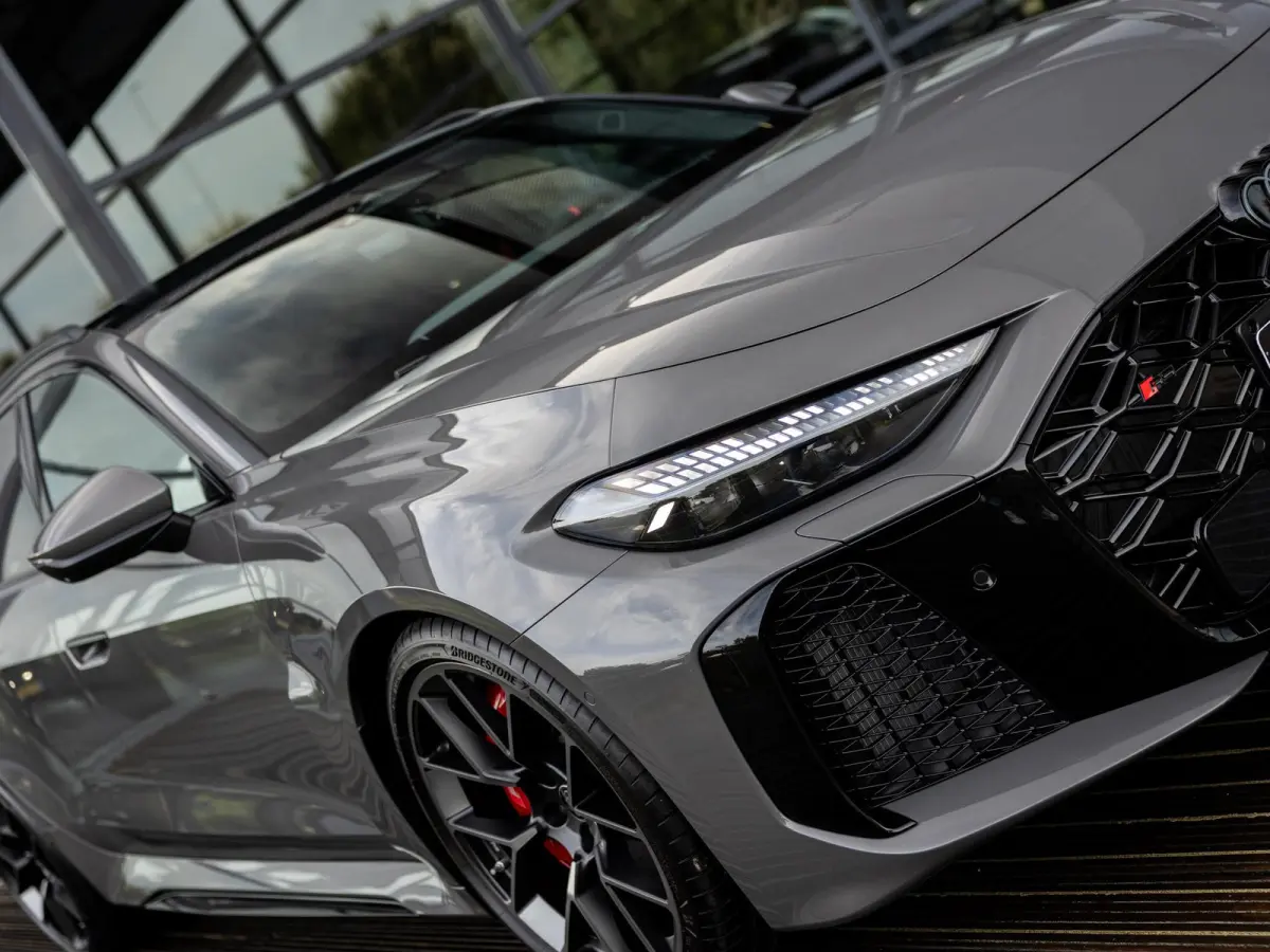 RS5 Avant RS 5 e-hybrid quattro | TREKHAAK | PANORAMADAK | BIJRIJDERSCHERM | MASSAGE | STOELVENTILATIE | STOELVERWARMING + ACHTER | RS SPORTSTOELEN | ALCANTARA | CARBON | HEAD UP | ADAPTIEVE