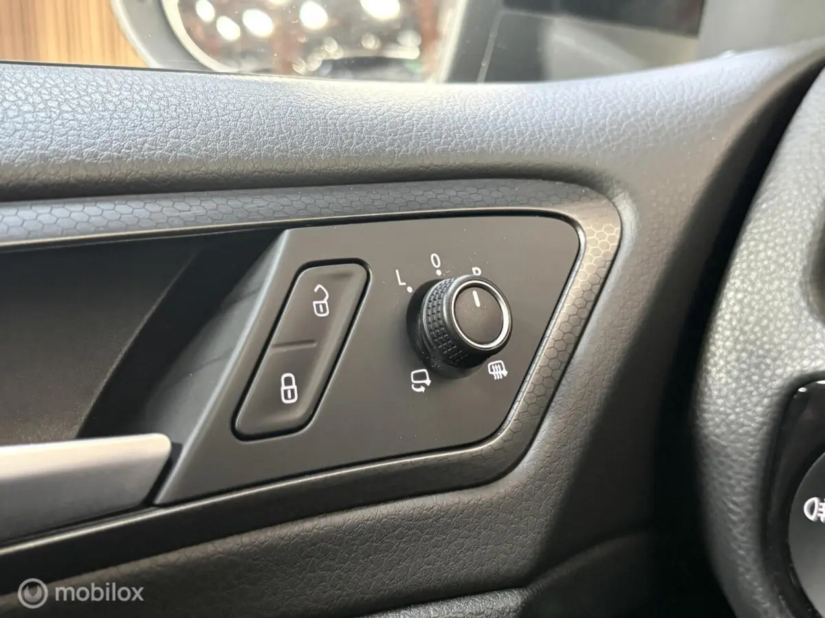 2.0 GTI Performance|Akrapovic|ACC|Carplay|