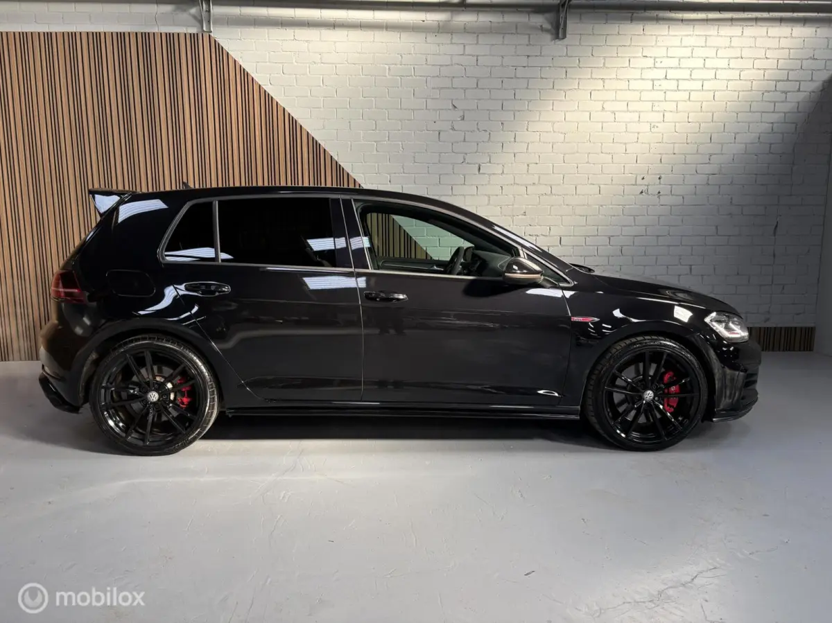 2.0 GTI Performance|Akrapovic|ACC|Carplay|