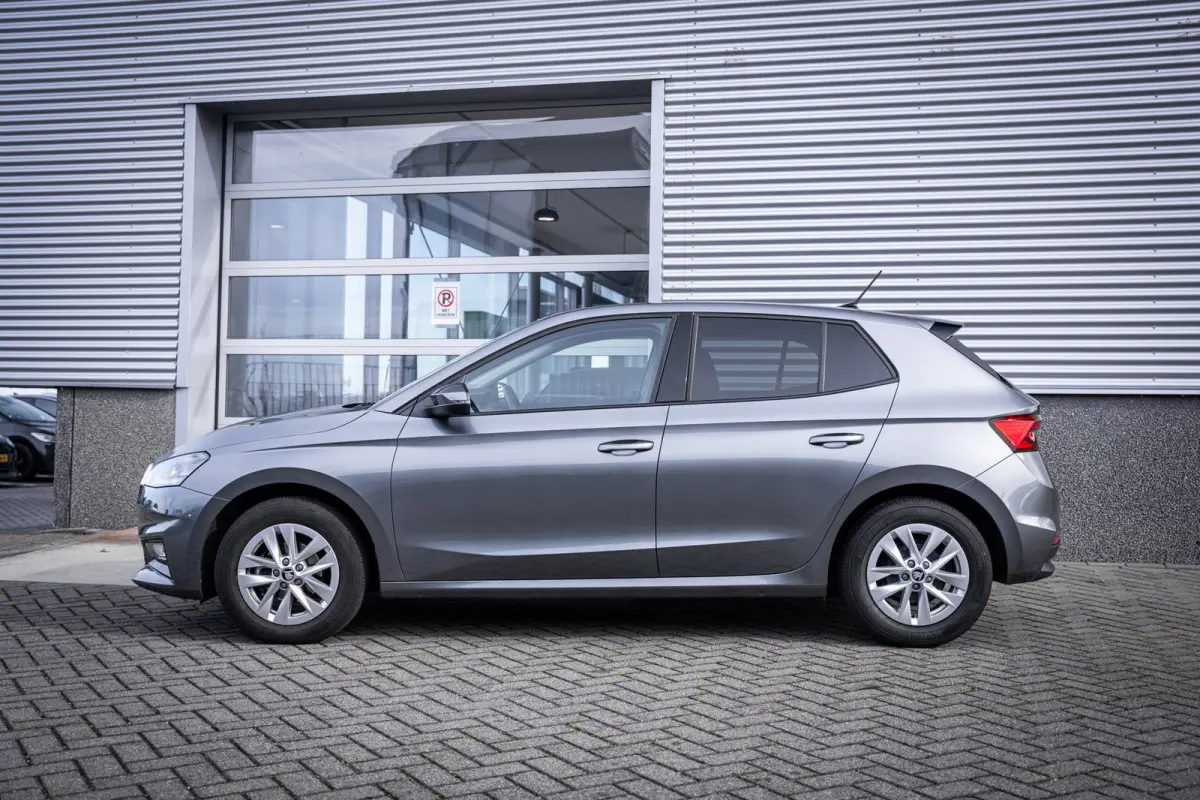 1.0 TSI Selection | Cruise control met speedlimiter | Driver Activity Assistant, vermoeidheid waarschuwingssysteem | ESC (Elektronische Stabiliteits Controle)