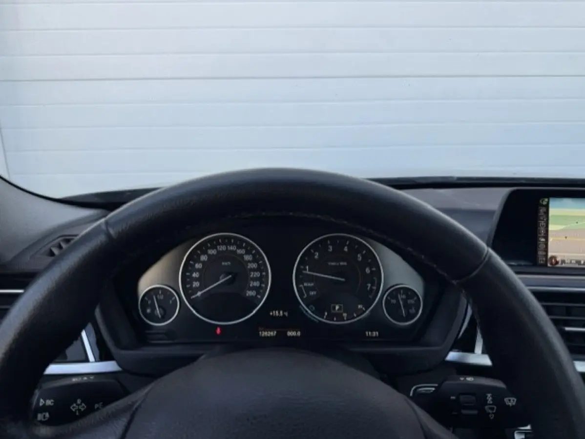 320i Luxury SPORT - Dealer onderhouden - LED