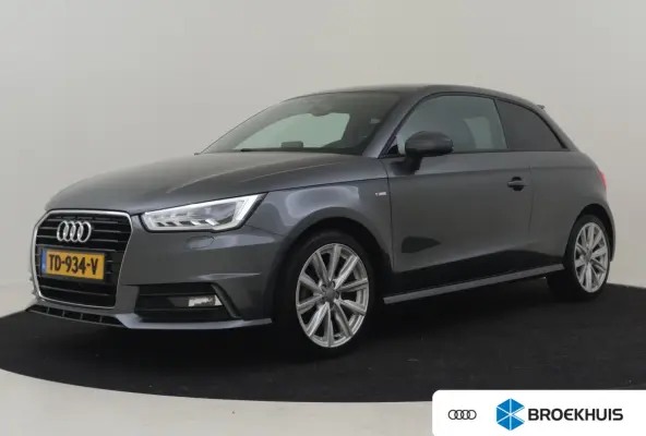 1.0 TFSI Advance Sport 95pk AUTO S-line int&exterieur | Navigatie | Cruise control | Privacy glass | Bi-xenon koplampen | Airco | Half leder/stof bekleding | 17"LMV