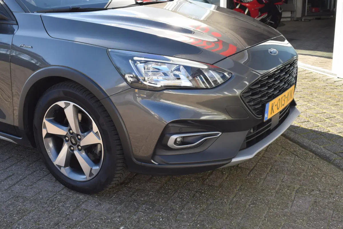 1.0 EcoBoost Hybrid Active Business