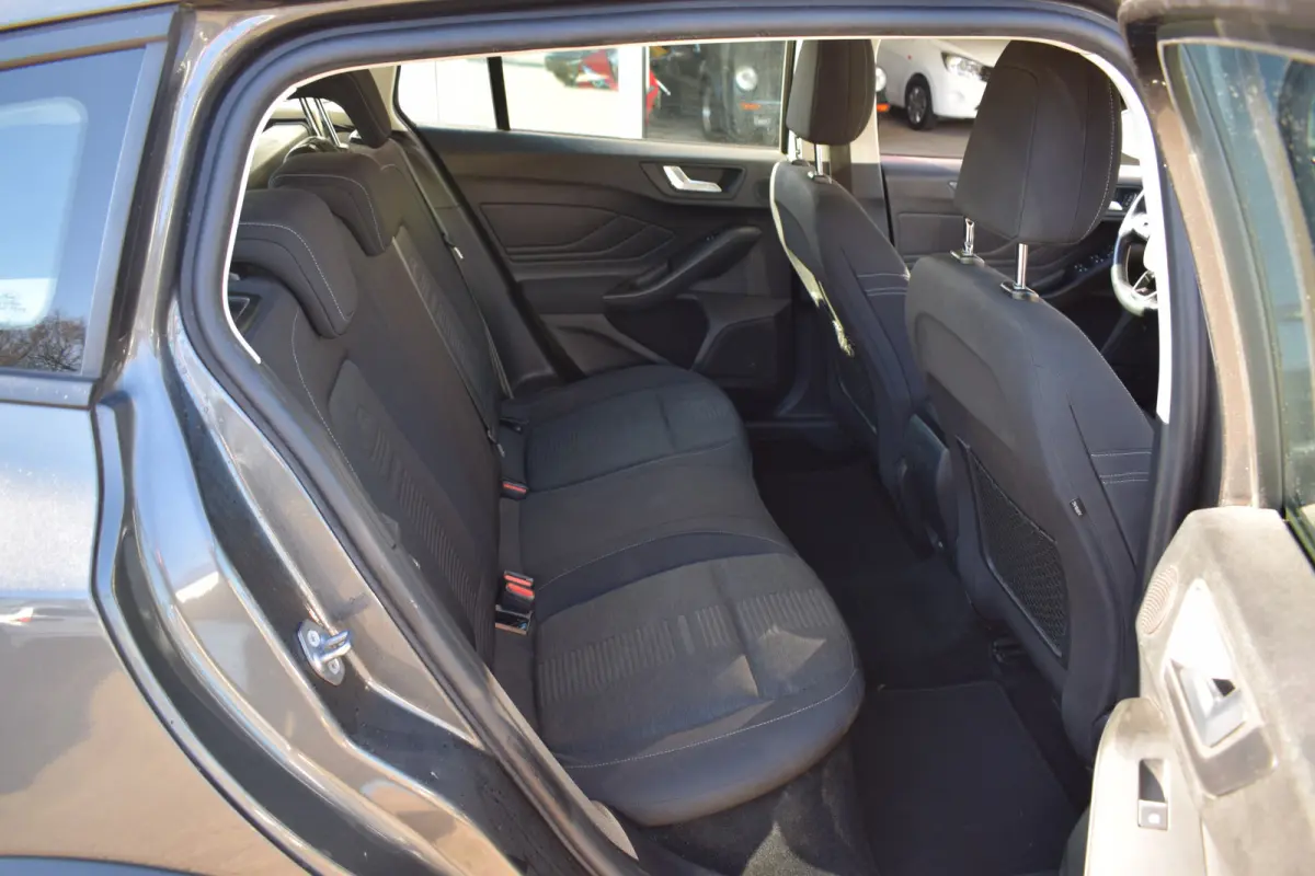 1.0 EcoBoost Hybrid Active Business