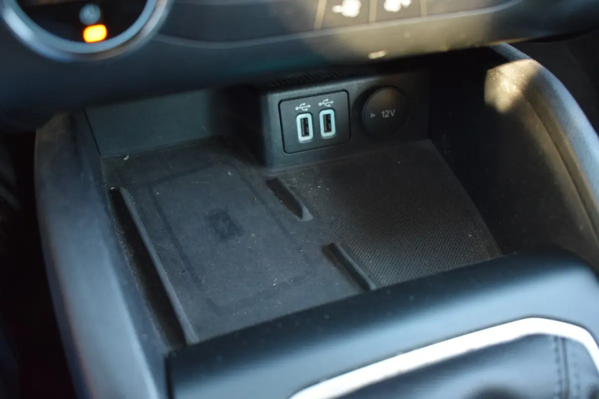 1.0 EcoBoost Hybrid Active Business
