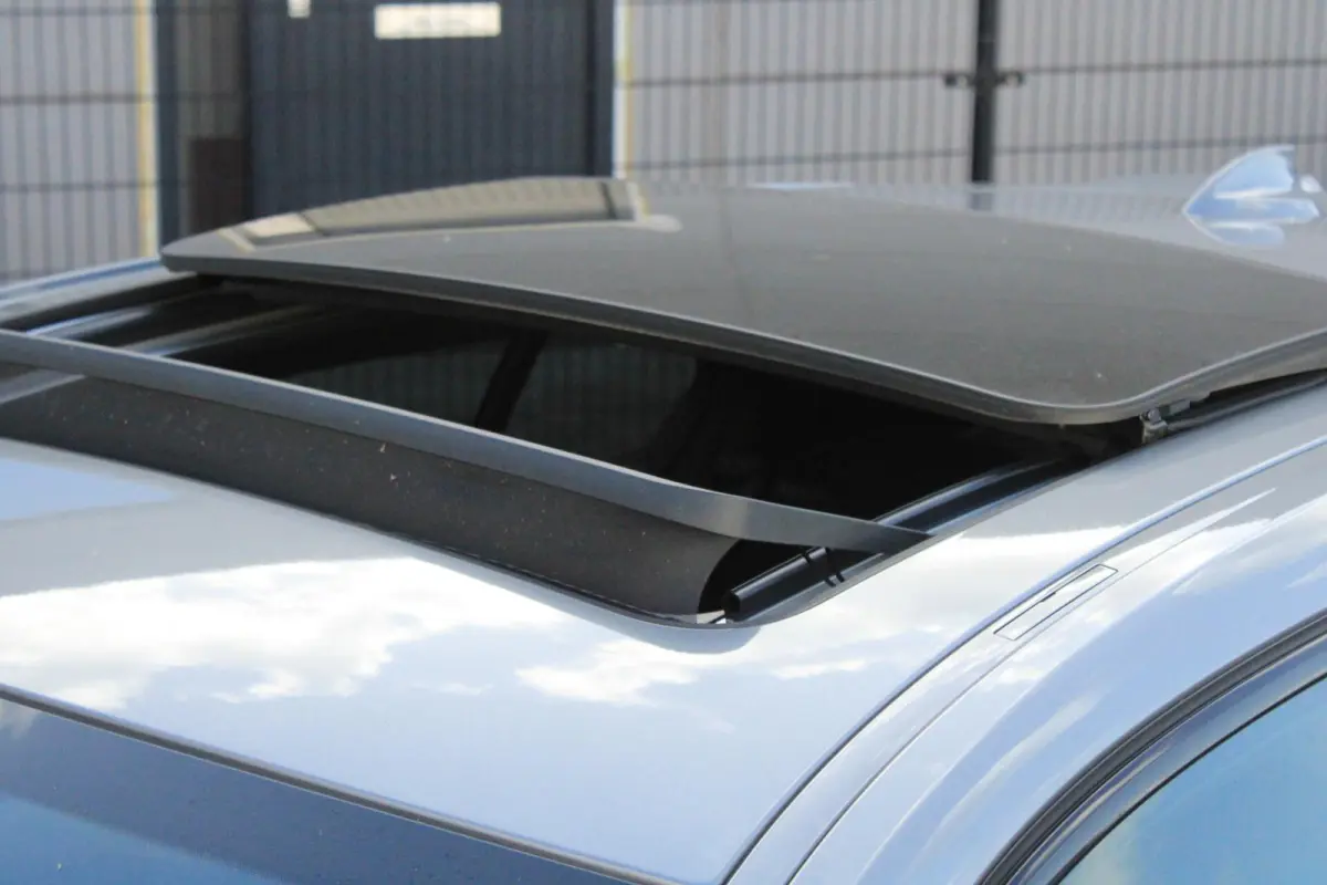 120i High Executive M Sport Pano Cam Kuipstoelen