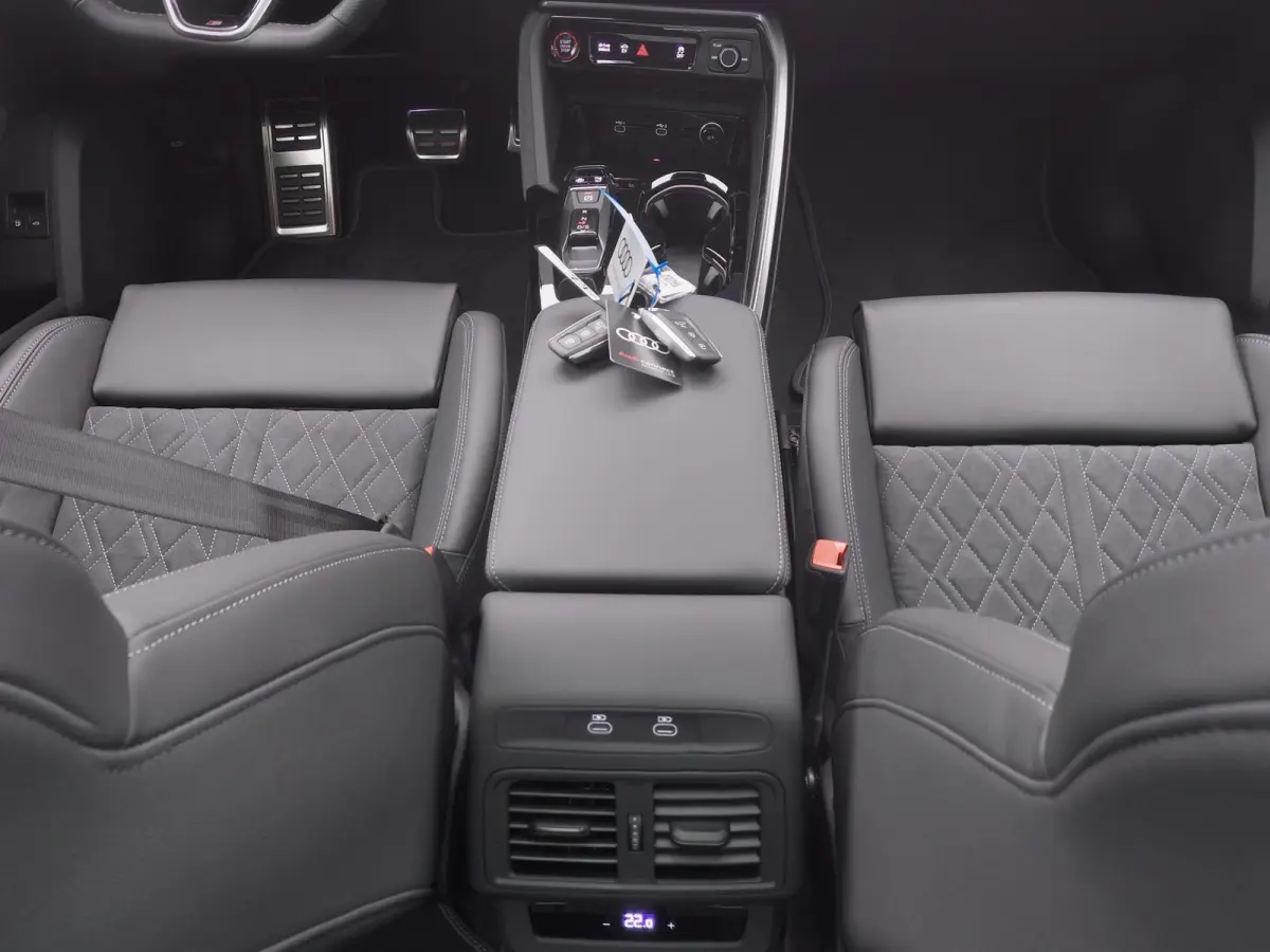 2.0 TFSI e-hybrid quattro S-Line | PANO | 360° | B&O | ADAPTIVE | STOELVERW. | TREKHAAK