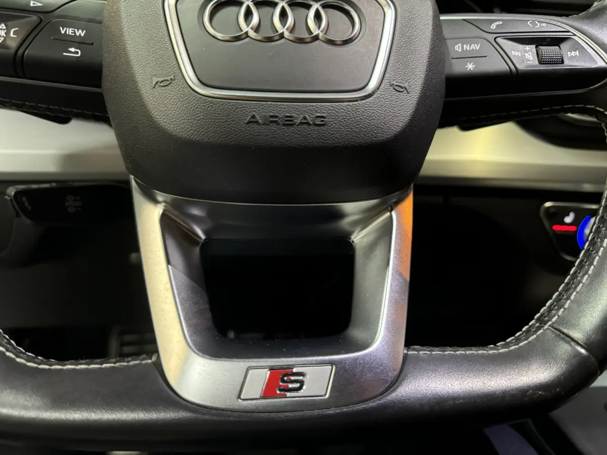 SQ5 3.0 TFSI Quattro Black Edition Garantie|354pk|V6|Carplay|Matrix LED|Camera|3-Zone Clima|Virtual Cockpit|Rijklaar