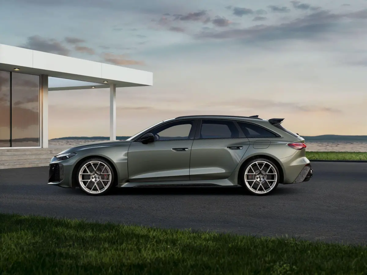 RS 5 Avant e-hybrid 640pk quattro | Sportpakket | Keramische Remmen - Bronskleurige Remzadels