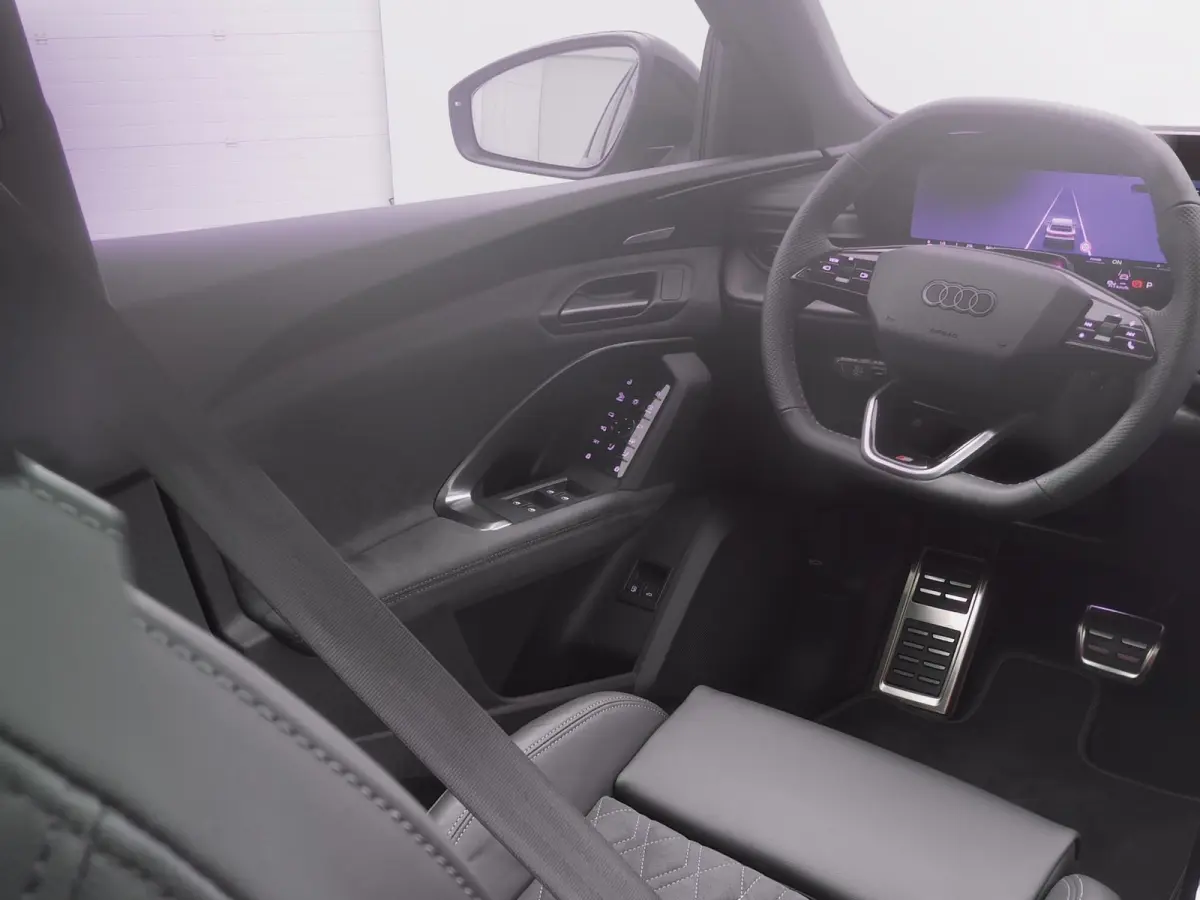 2.0 TFSI e-hybrid quattro S-Line | PANO | 360° | B&O | ADAPTIVE | STOELVERW. | TREKHAAK