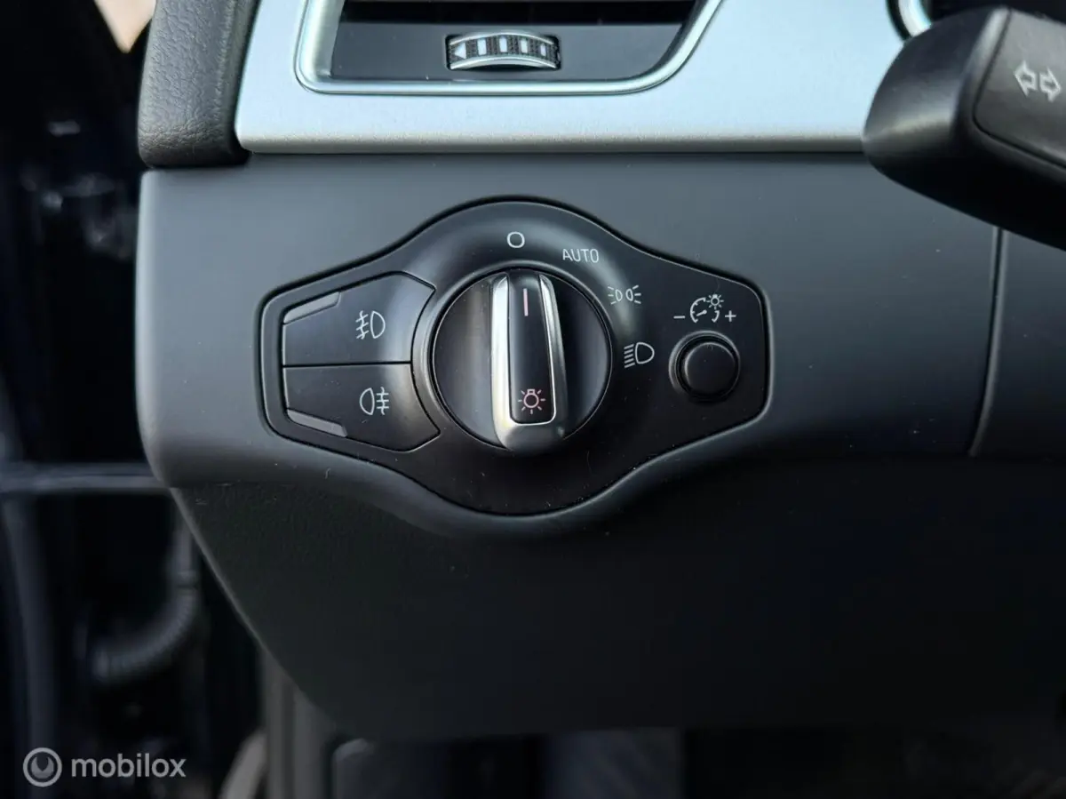 1.8TFSI 2016 | 3x S-Line | Half leder | Trekhaak afneembaar | Stoelverwarming voor en achter | Adaptief cruise | Isofix |