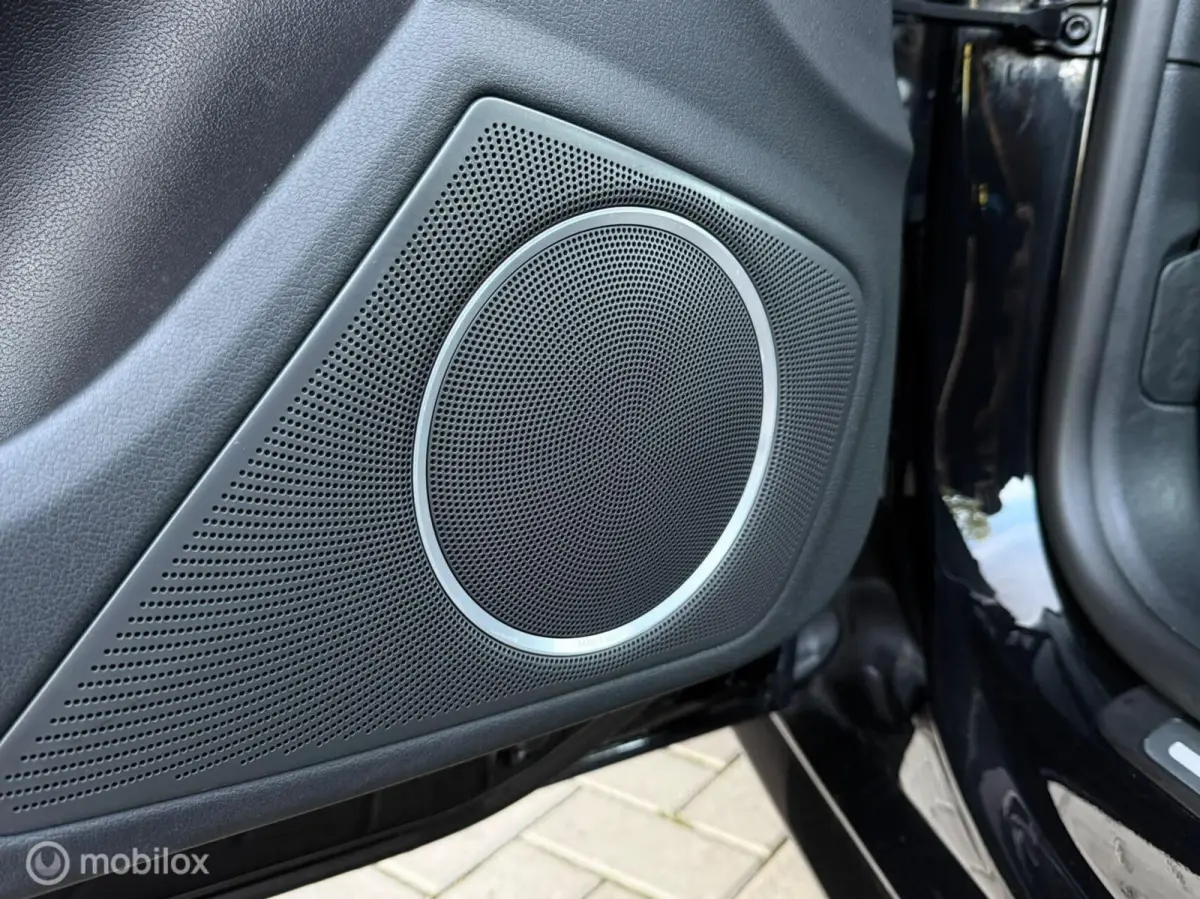 1.8TFSI 2016 | 3x S-Line | Half leder | Trekhaak afneembaar | Stoelverwarming voor en achter | Adaptief cruise | Isofix |