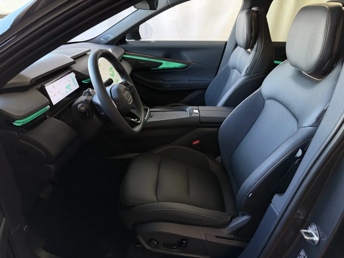 Co MORE 2026 PHEV 200KM ELEK. PANO MATRIX LED HARMAN KARDON 360°CAM | PHEV