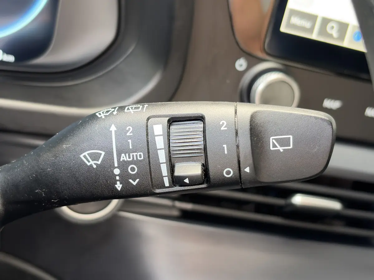 1.0 T-GDI 100pk Premium | Carplay | Climate control | Cruise control | Stoel/stuurverwarming | Camera | Parkeersensoren | DAB | Premium Audio | Lichtmetalen velgen | Navigatie
