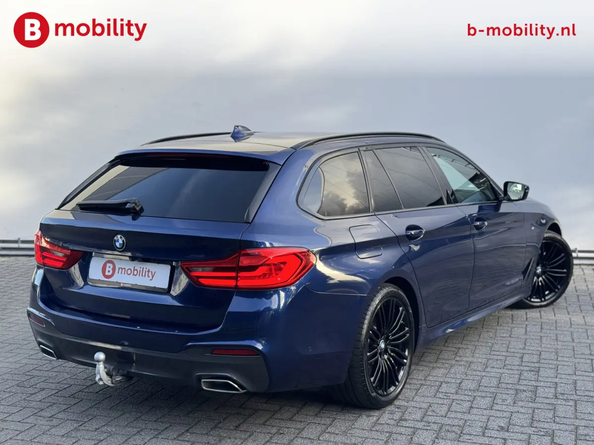 530i High Executive M-Sport 'Mediterran Blau' Trekhaak 2.000kg | Head-Up | Harman Kardon | Driving Assist. | DAB