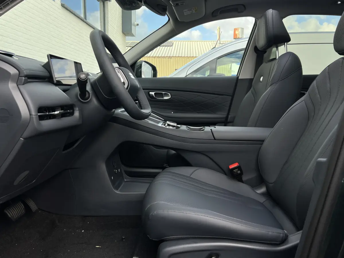 1.5 Max+ PHEV | Long Range | 8 jaar garantie | Geely Specialist | Pano