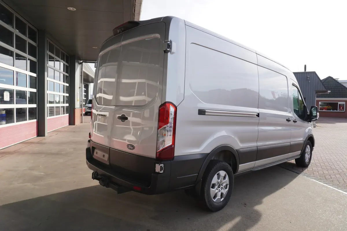 350L 2.0 TDCI 165PK L3H2 Limited Automaat nr.V106 | Airco | Adap. Cruise | 360 Camera