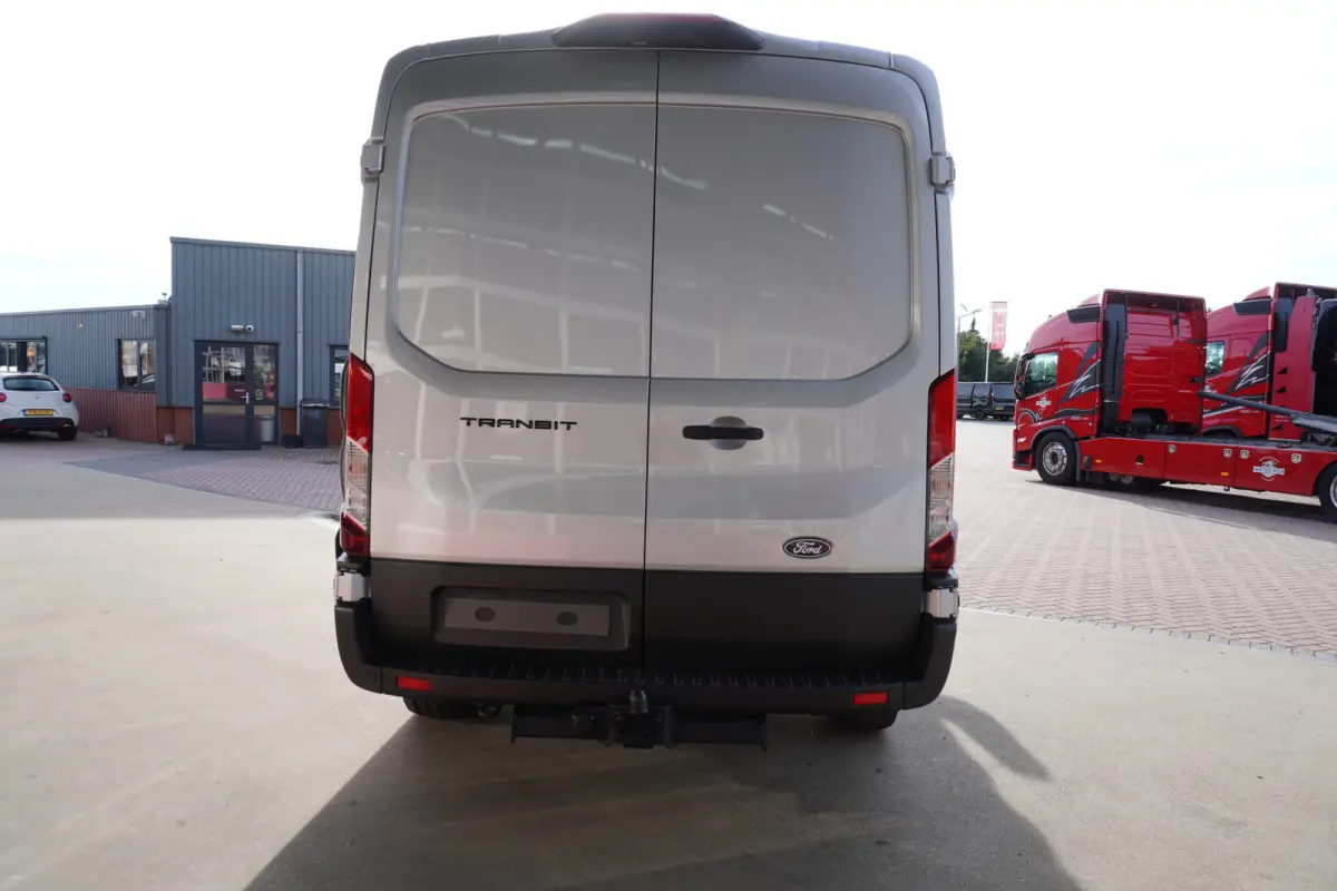 350L 2.0 TDCI 165PK L3H2 Limited Automaat nr.V106 | Airco | Adap. Cruise | 360 Camera