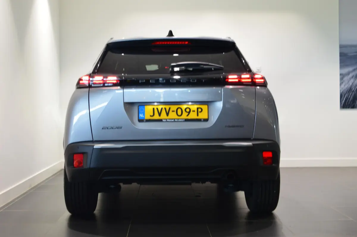 100 Allure | Navigatie | Climate control | Apple Carplay/Android Auto