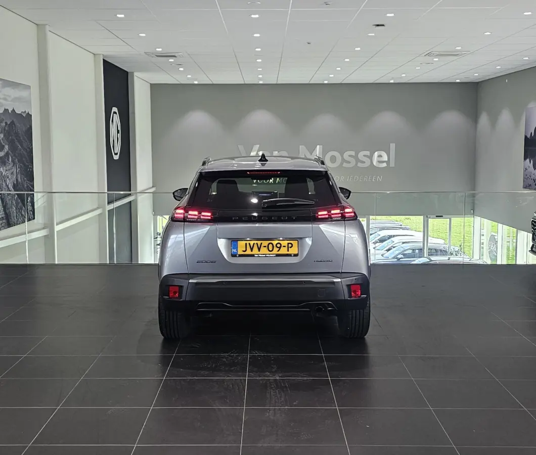 100 Allure | Navigatie | Climate control | Apple Carplay/Android Auto