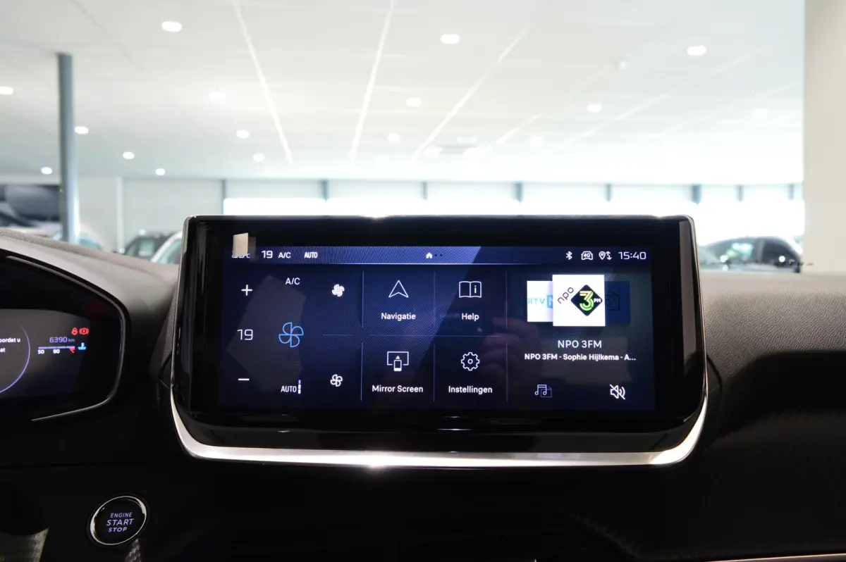 100 Allure | Navigatie | Climate control | Apple Carplay/Android Auto