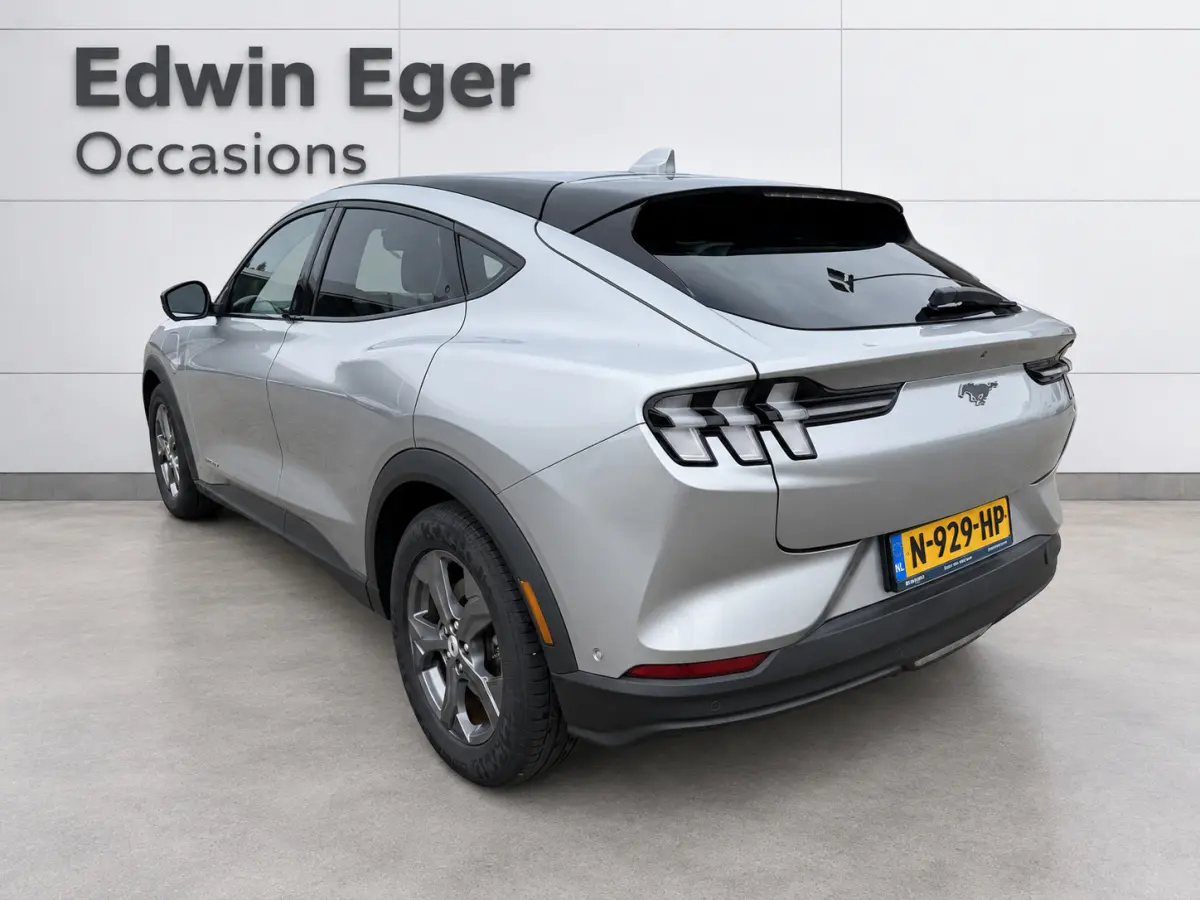 RWD 75 kWh | Apple Carplay/Android | Cruise control ad | Led | Camera | Leder | Full navi