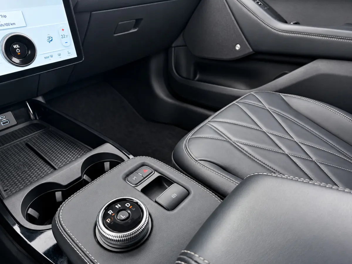 RWD 75 kWh | Apple Carplay/Android | Cruise control ad | Led | Camera | Leder | Full navi