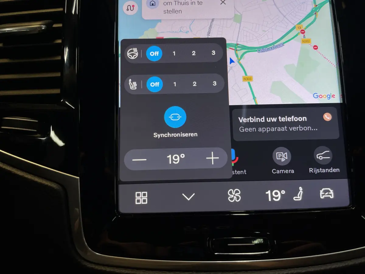 2.0 T8 Recharge AWD Ultimate Dark | Trekhaak | Head-up | Harman/Kardon | Memory