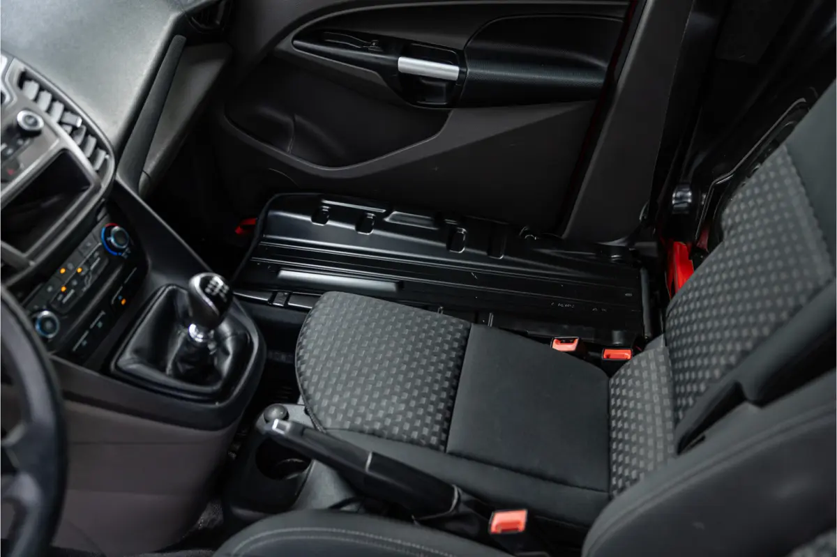 1.5 EcoBlue L2 | Raptor edition | L+R Schuifdeur | CarPlay | Camera | Navigatie | Airco | 3-Zitter | PDC | Nieuwe APK