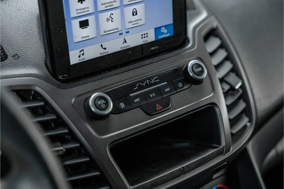1.5 EcoBlue L2 | Raptor edition | L+R Schuifdeur | CarPlay | Camera | Navigatie | Airco | 3-Zitter | PDC | Nieuwe APK