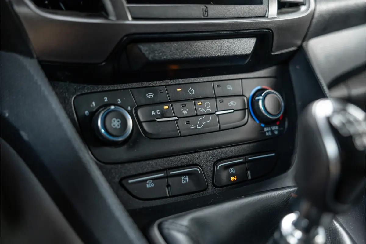 1.5 EcoBlue L2 | Raptor edition | L+R Schuifdeur | CarPlay | Camera | Navigatie | Airco | 3-Zitter | PDC | Nieuwe APK
