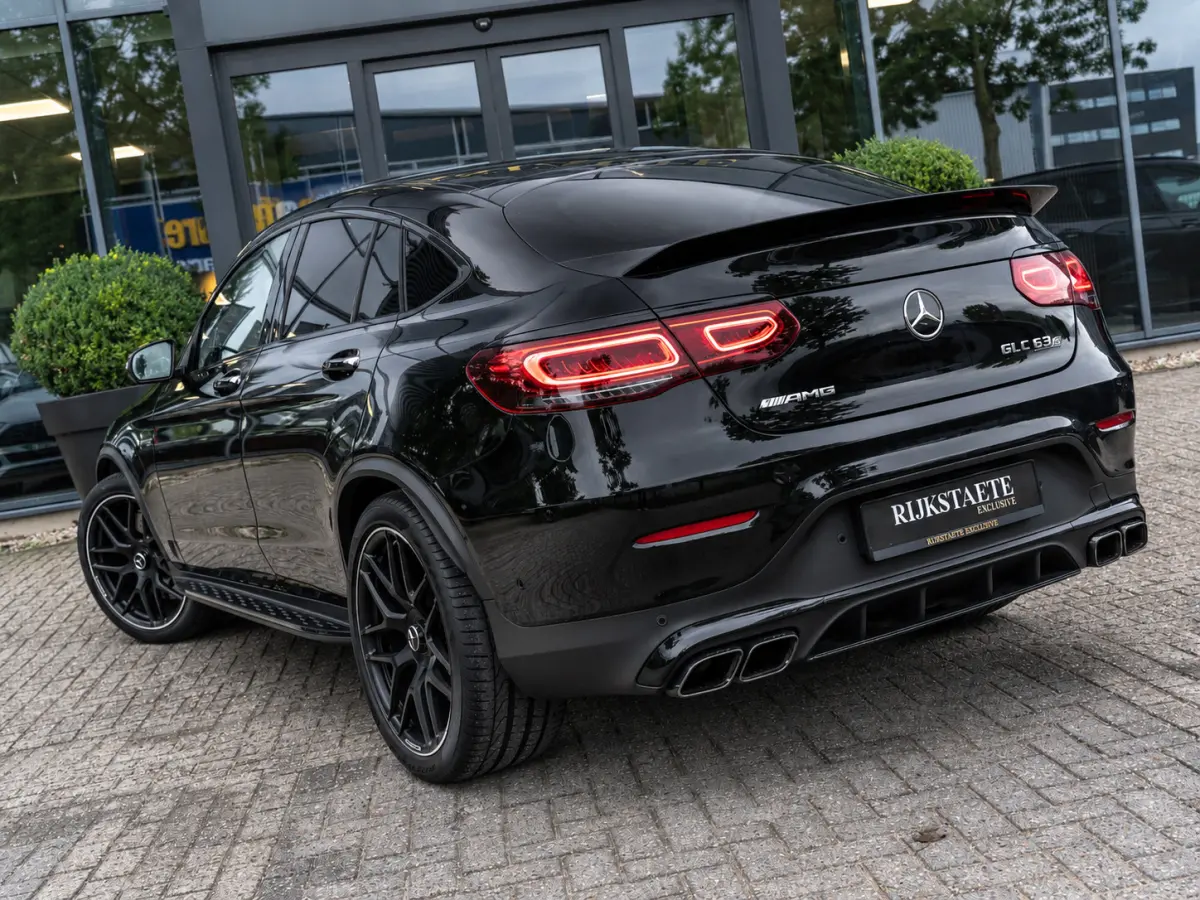 AMG GLC63S 4MATIC+|PANO|KERAMISCH|BURMES