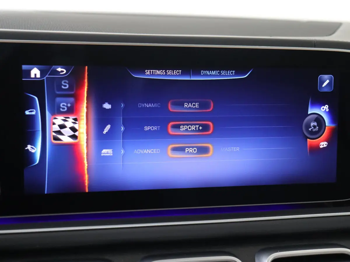 AMG 63 S 4MATIC+ Premium Plus Keramisch/ Panoramadak /Nappa leder /Rijassistentiepakket /Massage stoelen /Burmester