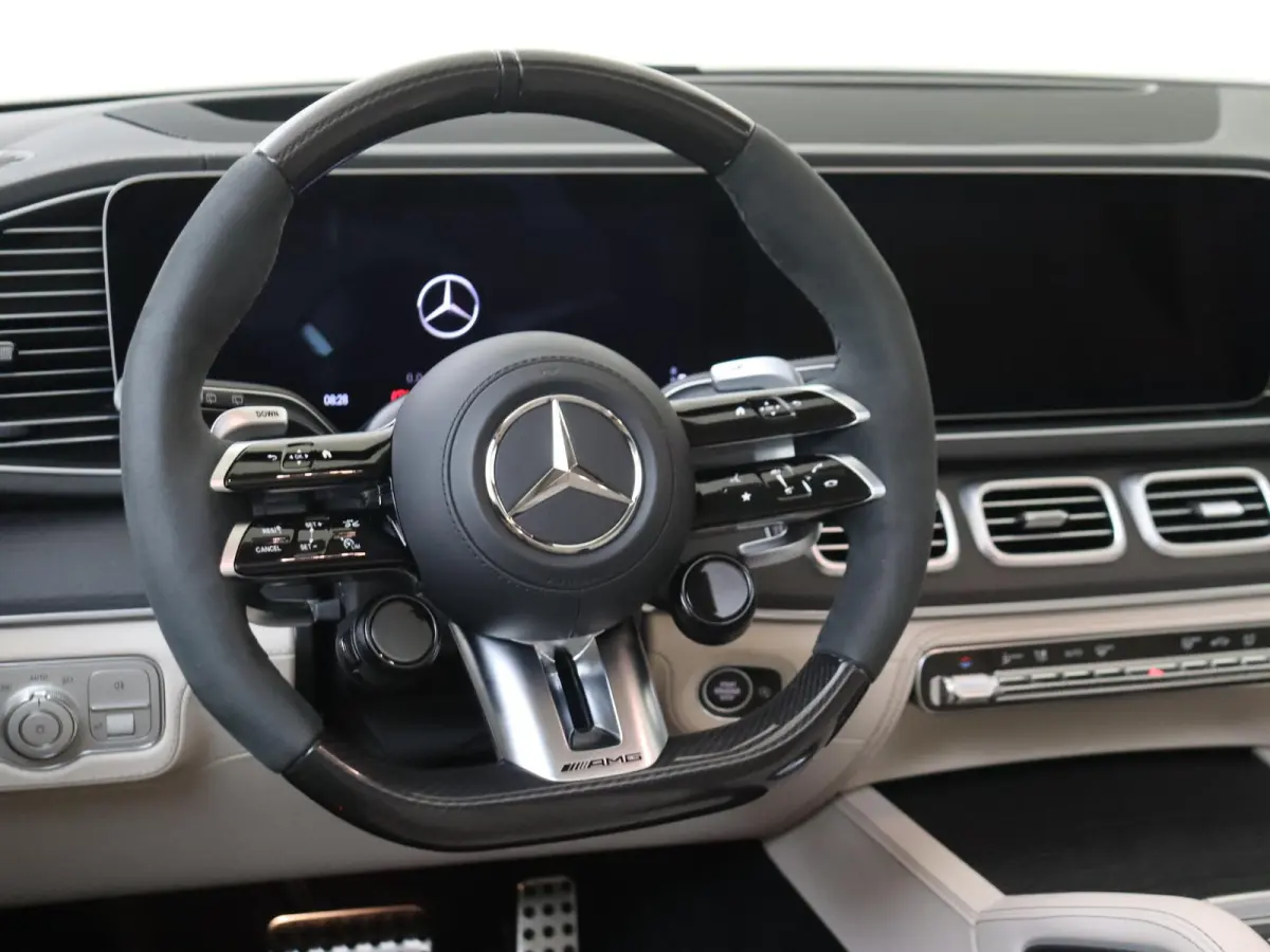 AMG 63 S 4MATIC+ Premium Plus Keramisch/ Panoramadak /Nappa leder /Rijassistentiepakket /Massage stoelen /Burmester
