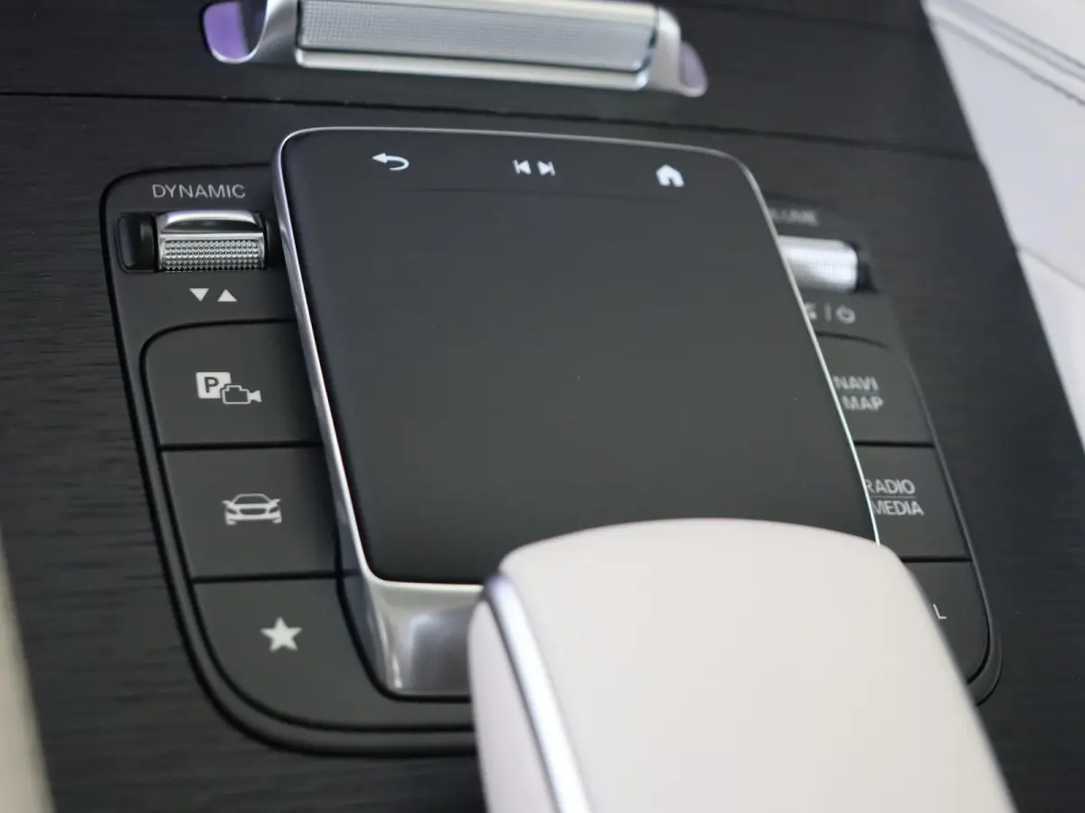AMG 63 S 4MATIC+ Premium Plus Keramisch/ Panoramadak /Nappa leder /Rijassistentiepakket /Massage stoelen /Burmester