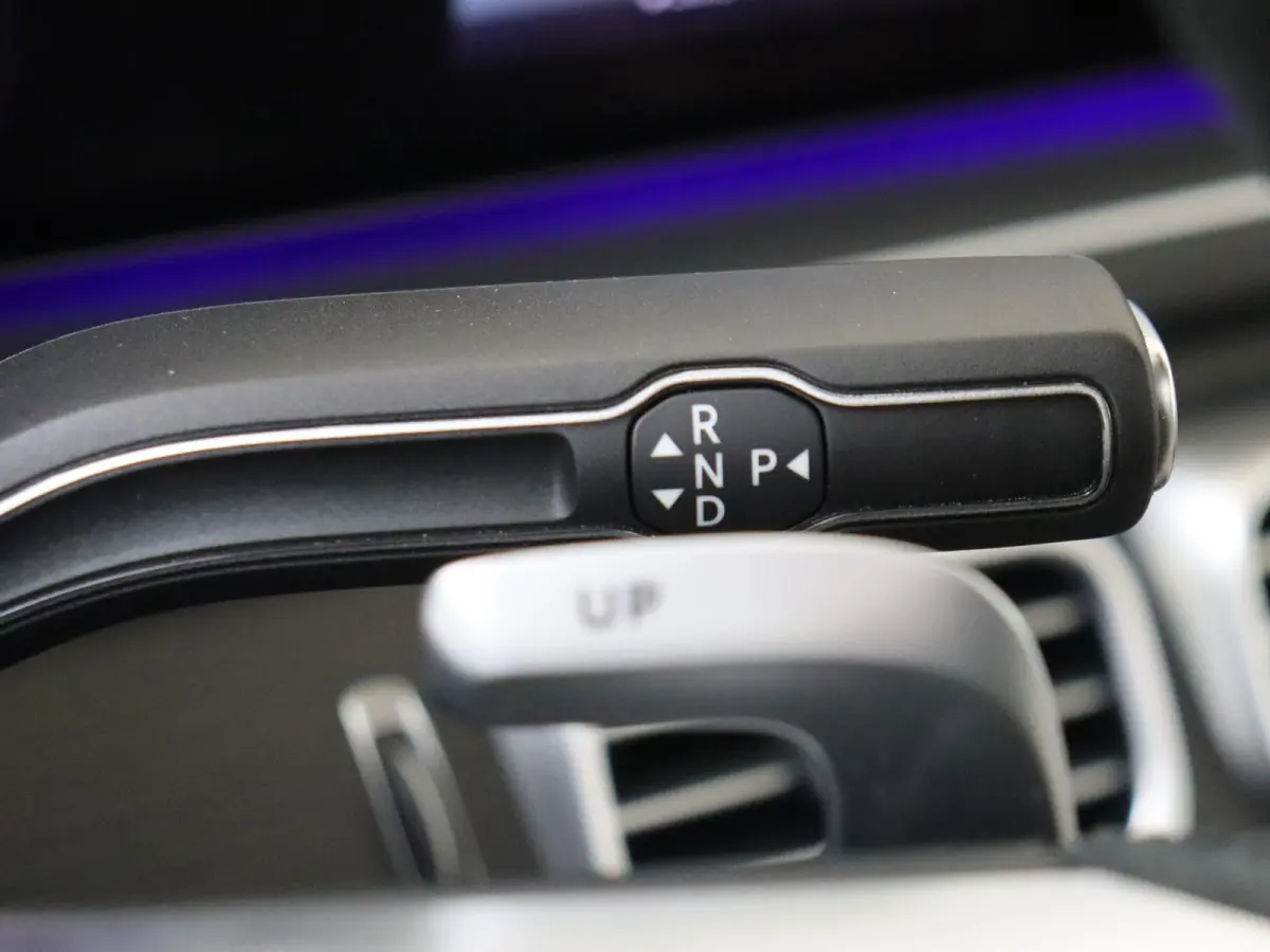AMG 63 S 4MATIC+ Premium Plus Keramisch/ Panoramadak /Nappa leder /Rijassistentiepakket /Massage stoelen /Burmester