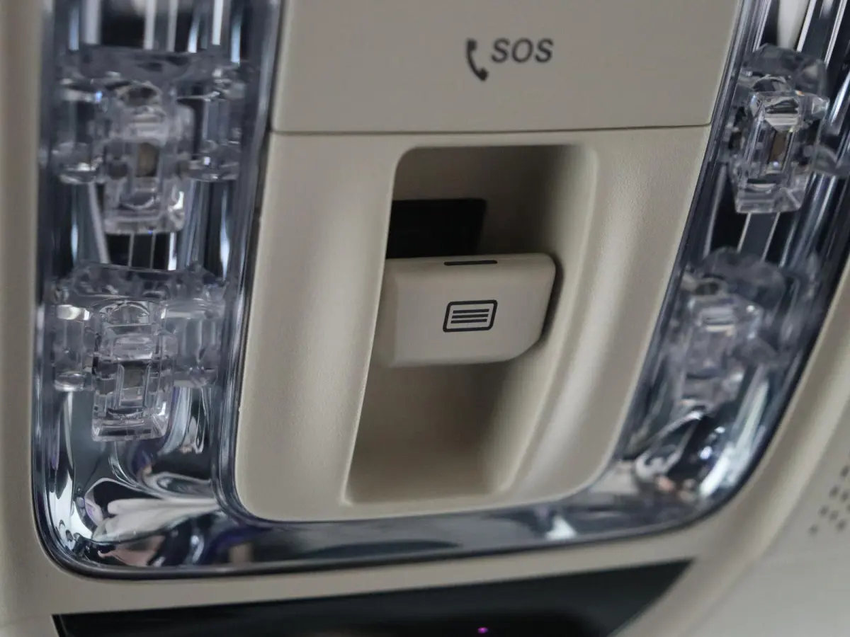 AMG 63 S 4MATIC+ Premium Plus Keramisch/ Panoramadak /Nappa leder /Rijassistentiepakket /Massage stoelen /Burmester