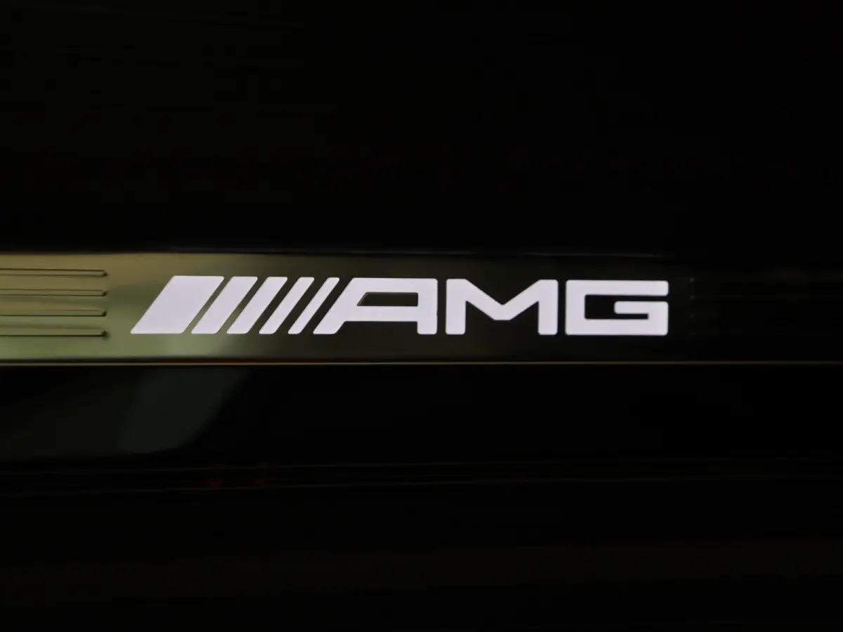 AMG 63 S 4MATIC+ Premium Plus Keramisch/ Panoramadak /Nappa leder /Rijassistentiepakket /Massage stoelen /Burmester
