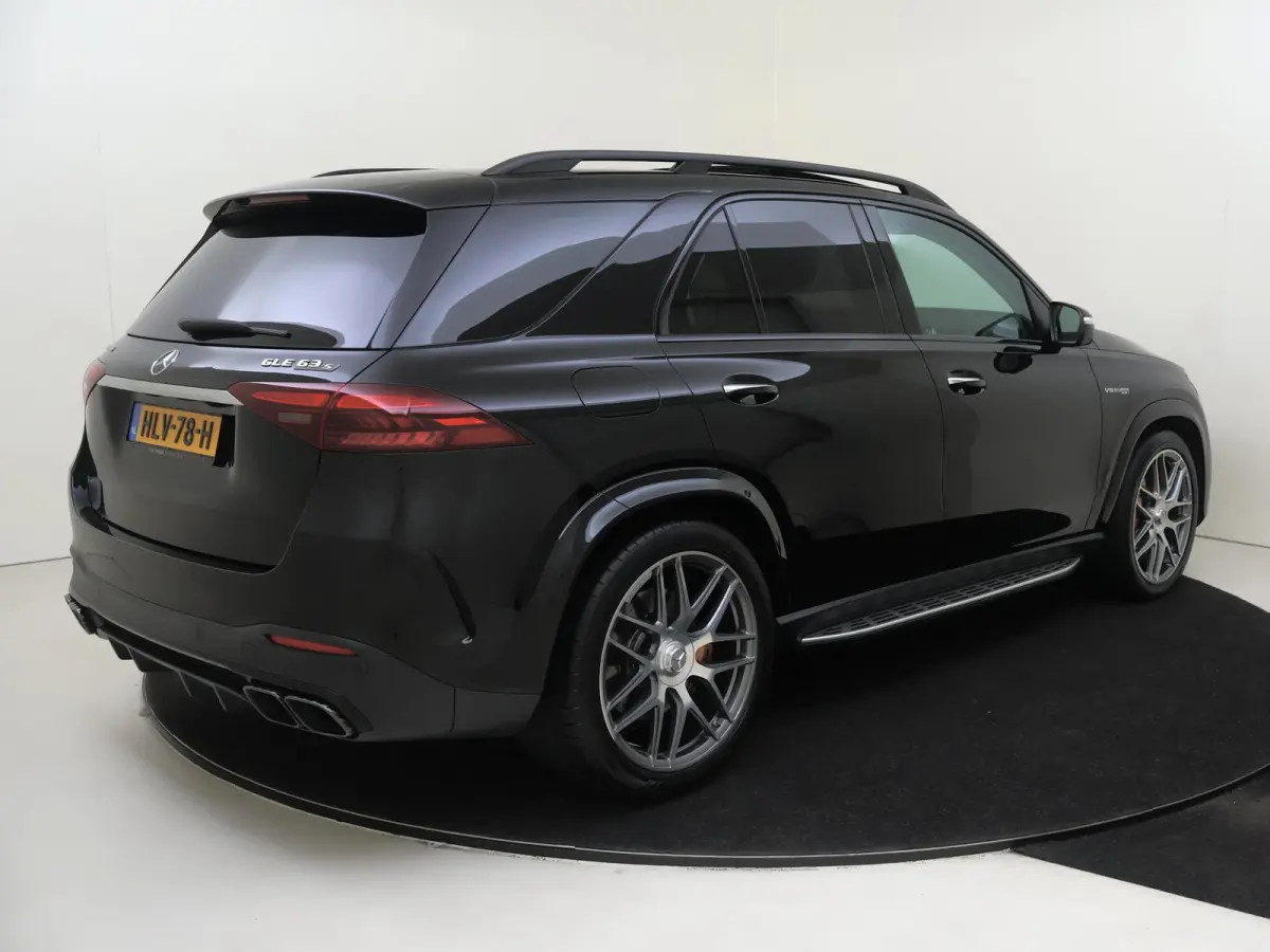 AMG 63 S 4MATIC+ Premium Plus Keramisch/ Panoramadak /Nappa leder /Rijassistentiepakket /Massage stoelen /Burmester