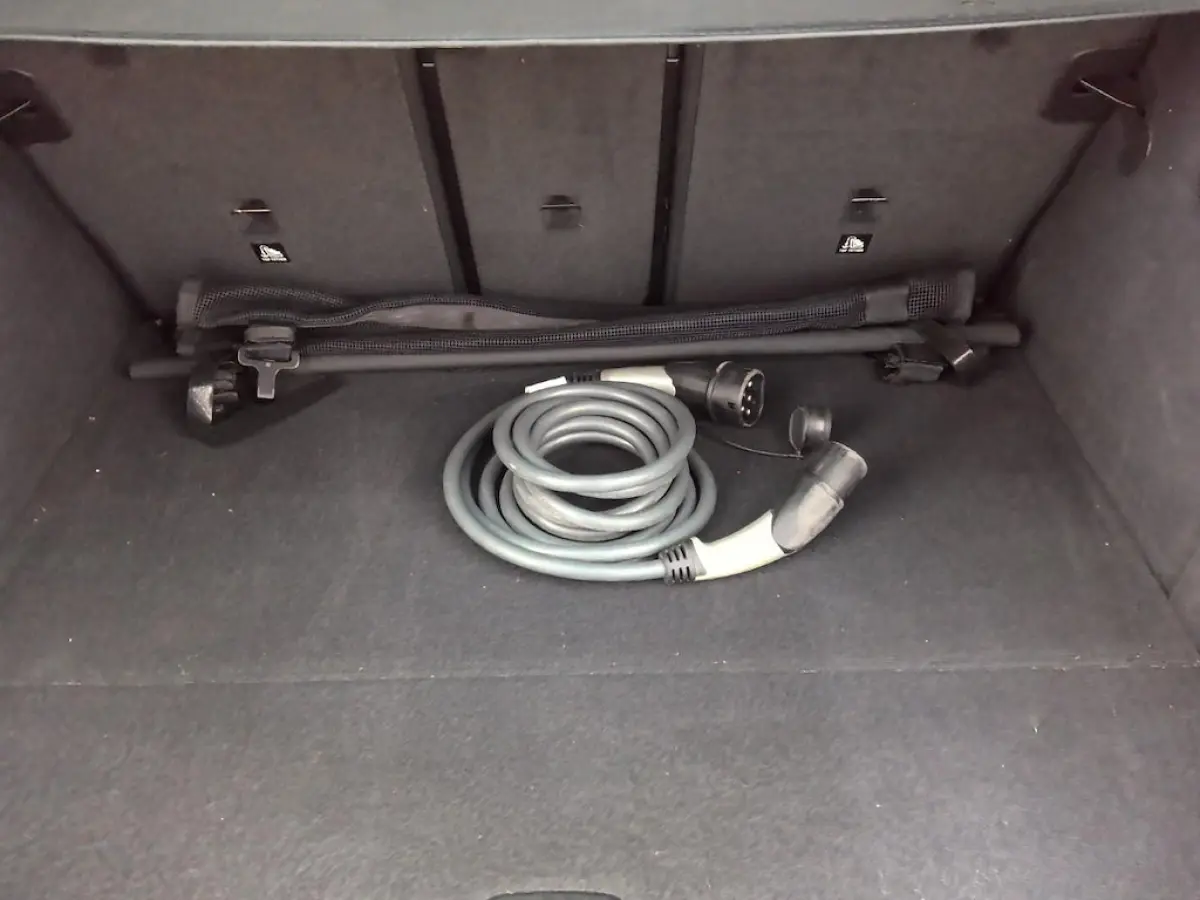 Executive 80 kWh SOH 96% 3 Fase [trekhaak Panorama Navi Apple / Andr