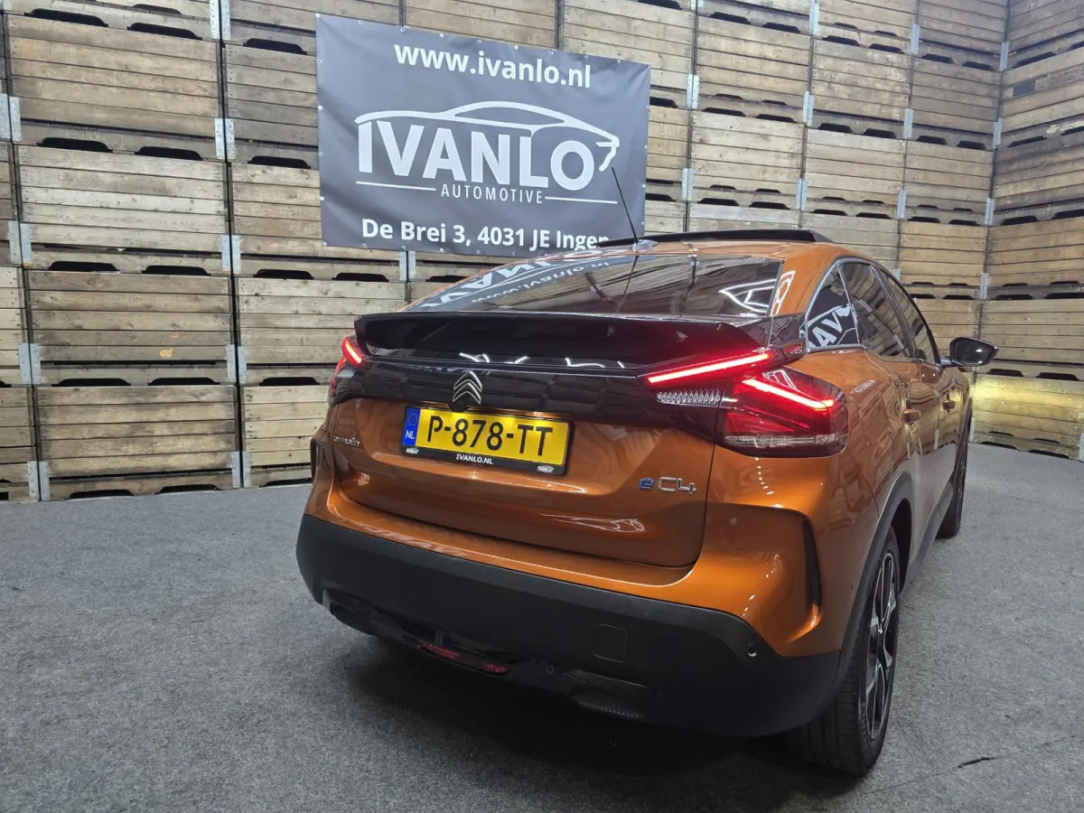 You 50 kWh Pano HUD PDC Leder Navi Camera LM SOH 90% 18"LM