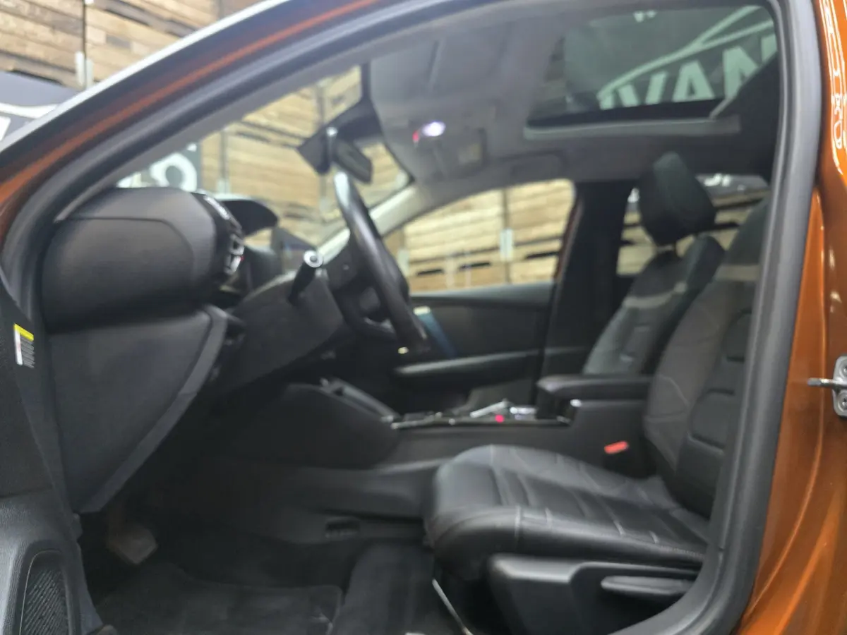 You 50 kWh Pano HUD PDC Leder Navi Camera LM SOH 90% 18"LM