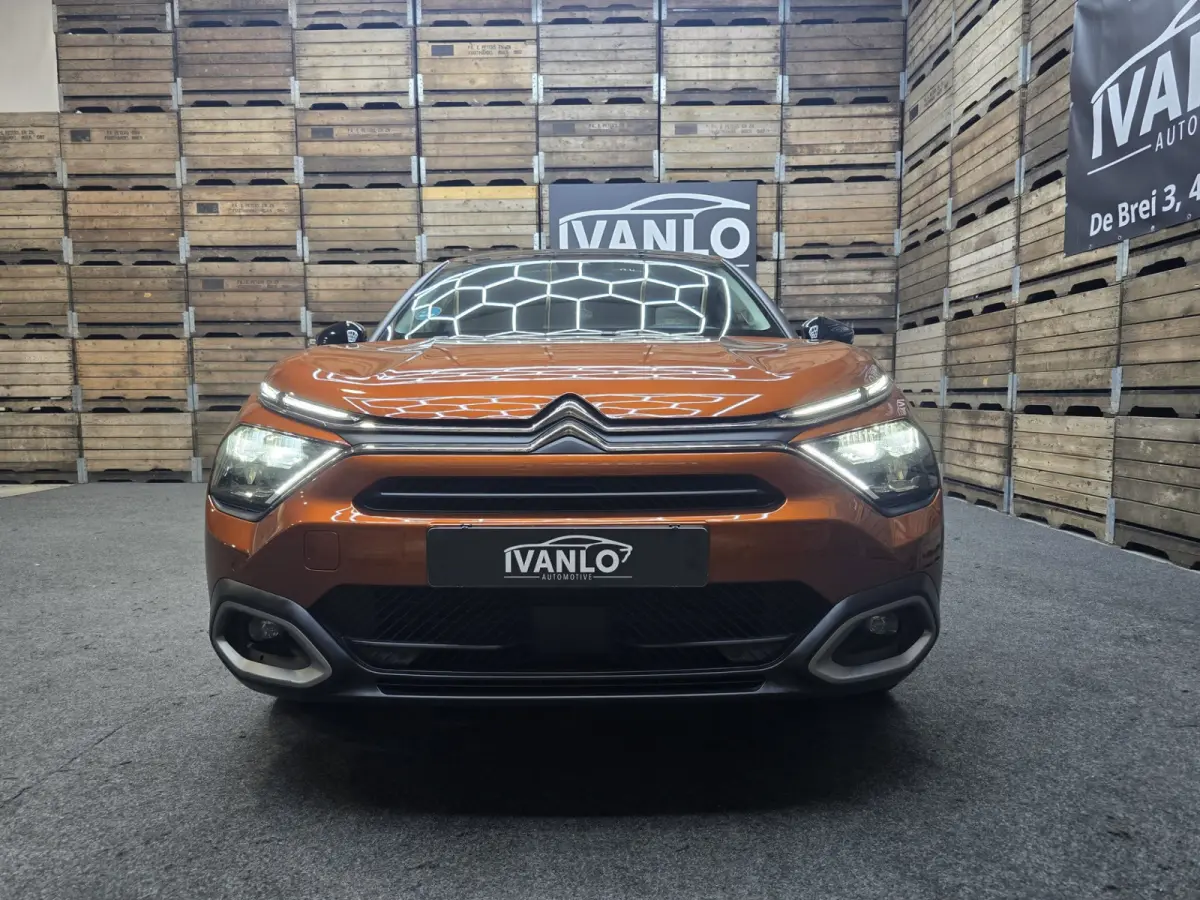 You 50 kWh Pano HUD PDC Leder Navi Camera LM SOH 90% 18"LM