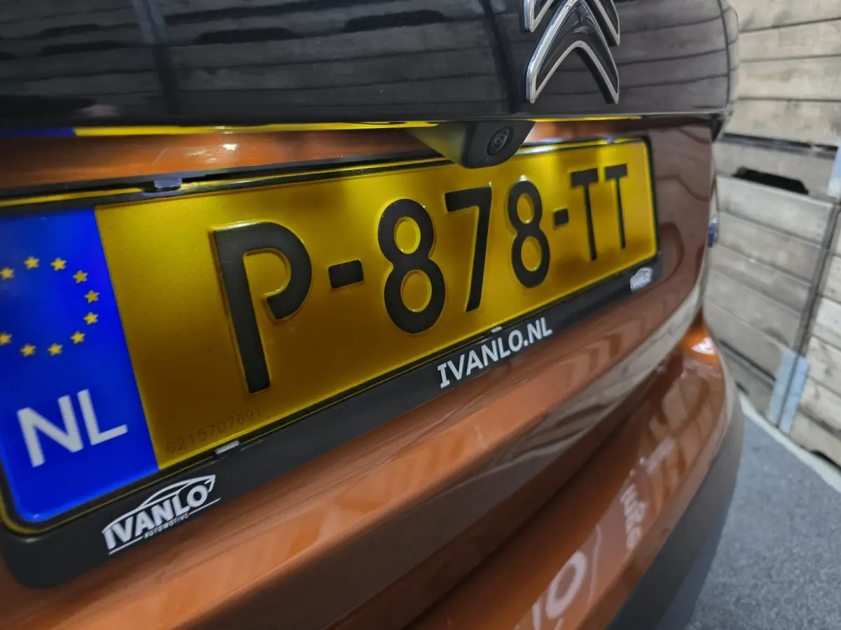 You 50 kWh Pano HUD PDC Leder Navi Camera LM SOH 90% 18"LM