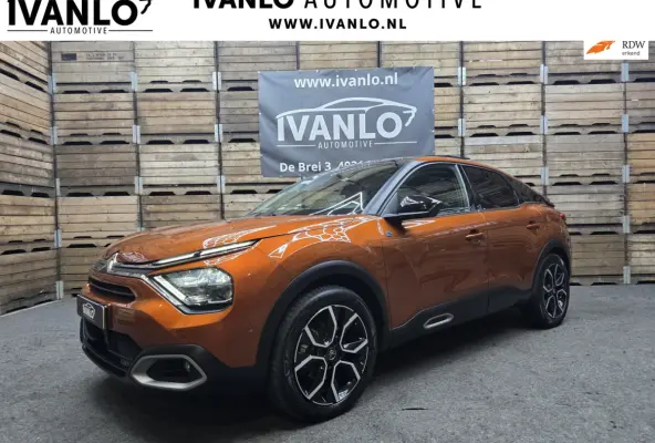 You 50 kWh Pano HUD PDC Leder Navi Camera LM SOH 90% 18"LM