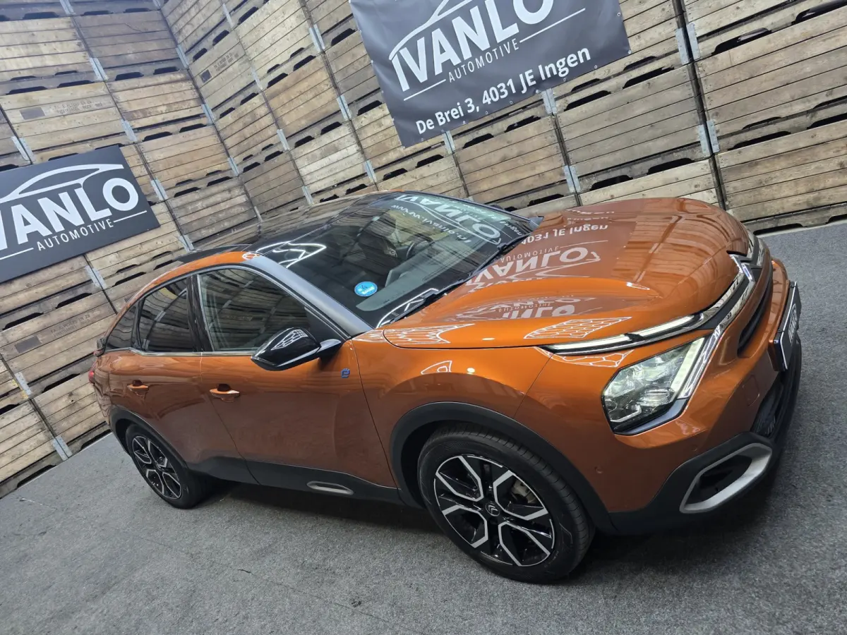 You 50 kWh Pano HUD PDC Leder Navi Camera LM SOH 90% 18"LM