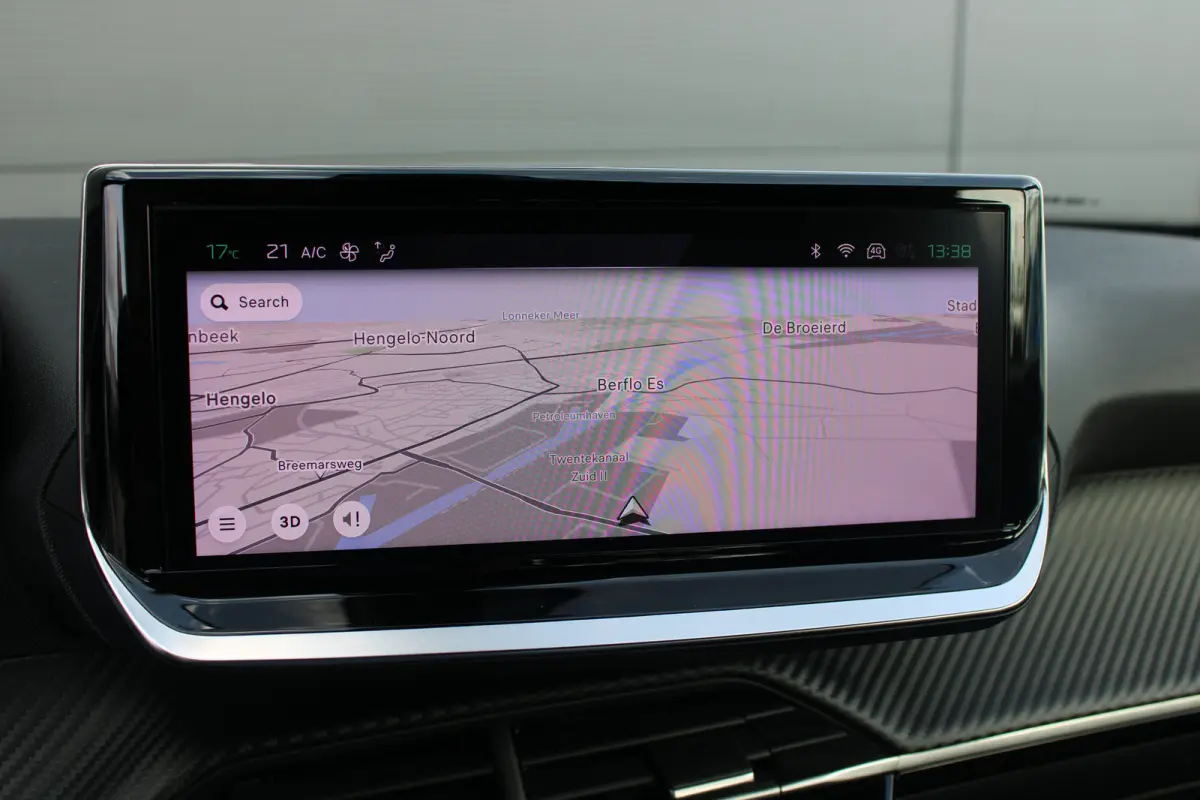 1.2 PureTech 100pk Active | Navigatie | Camera | Trekhaak | Nieuw model | Apple carplay | NL auto | 1e Eigenaar |